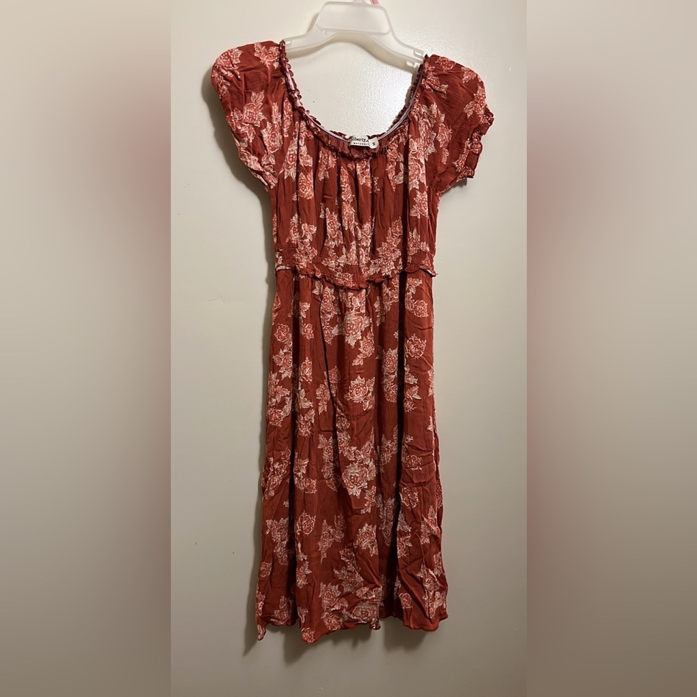 Liberty Love Maternity Midi Dress 🌹